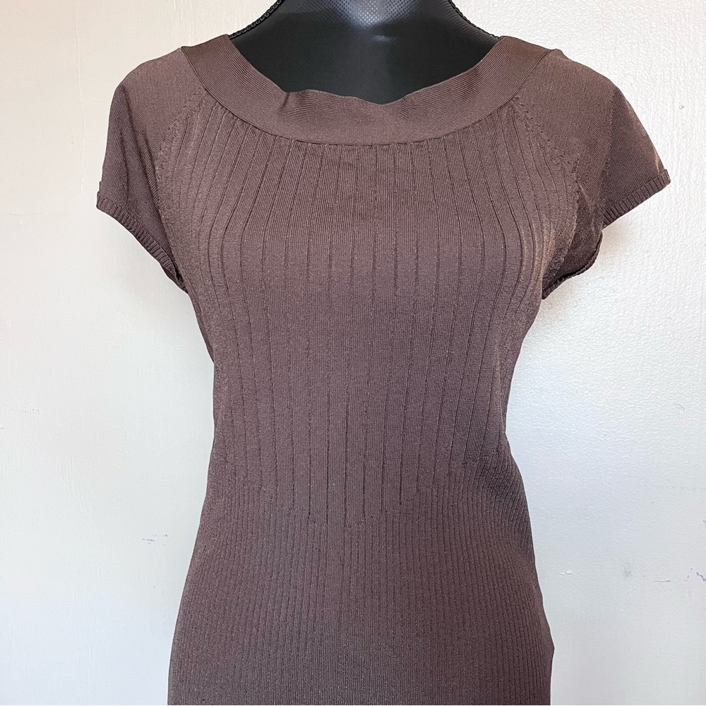 Nine & co 2000s office siren brown ribbed short sleeve top - Picture 2 of 7